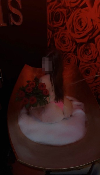 Foto von Deutsche Hannah NEUE NUMMER