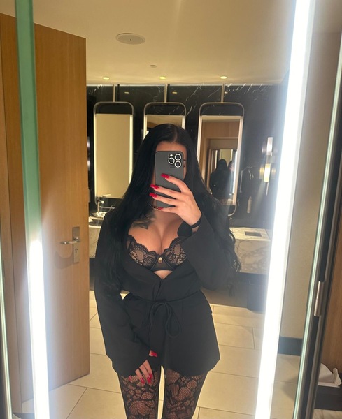 Foto von Lana - Deutsch