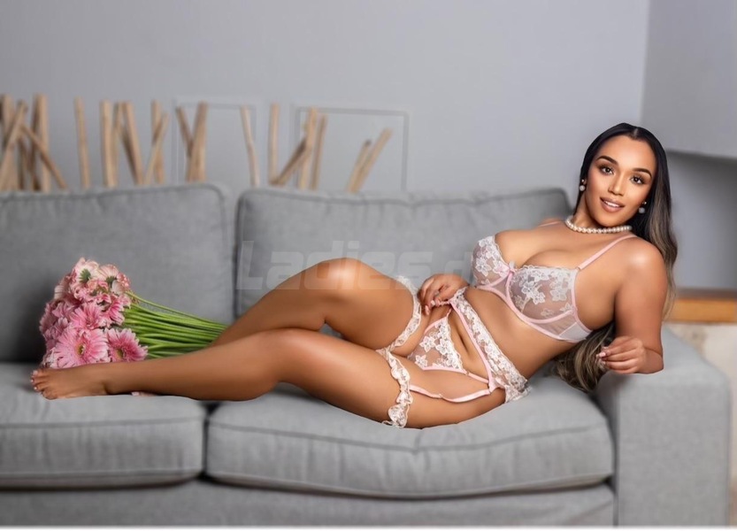 Foto von NEU Jenifer bei ZartOderHart