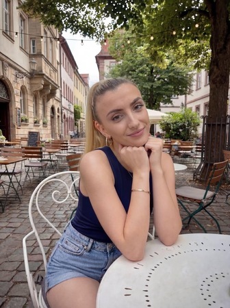 Mellanie 18J, Stuttgart