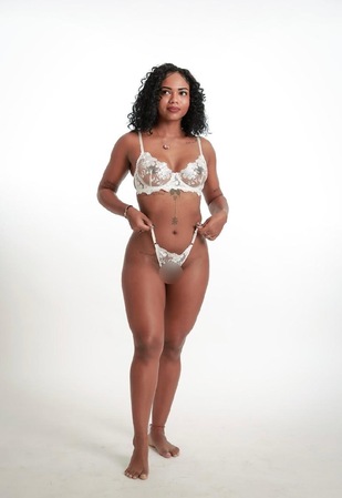 Vanesa, Gera