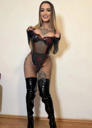 TS YUVANNA DOMINA AKTIV, Köln