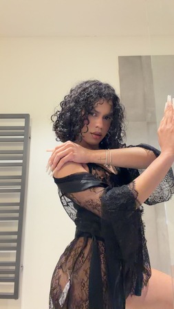 TS EVA XXL auch WhatsApp, Essen