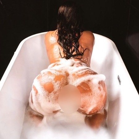 Sara zur Zeit in der Villa Venezia Trier, Trierweiler