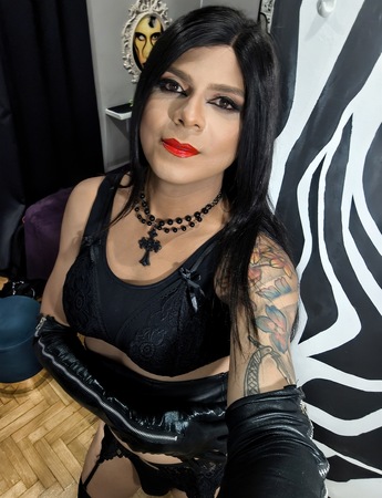 TS ROMINA AKTIV Y DOMINANT, Oldenburg