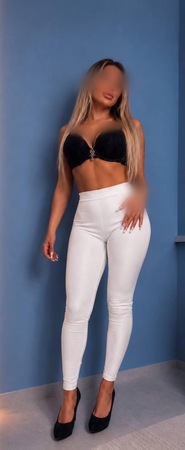 DT H*SE SAMIRA DEUTSCH FAKECHECK, München