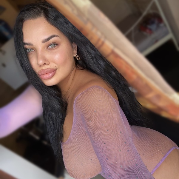SELENA NEU NEU NEU – Bremen photo 3