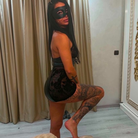Tattoo - Girl 18+ Vivien a. H+H, Schwerin