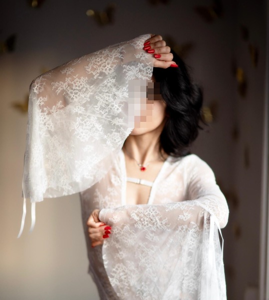 Alice bei Massagestudio Larena – Koblenz photo 3