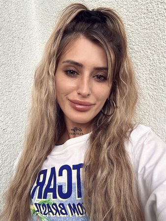 Adela - Party/ WhatsApp Contact, Offenbach am Main