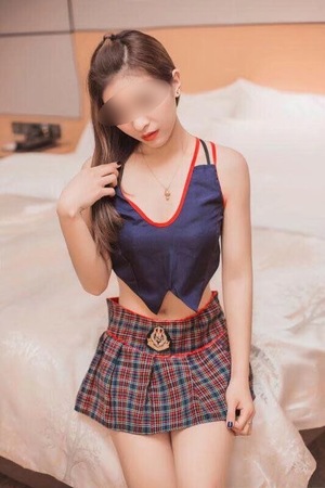 Lisa aus Japan - über WhatsApp, Berlin