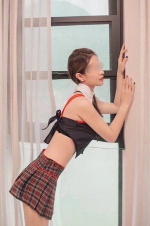 Lisa aus Japan - über WhatsApp, Berlin