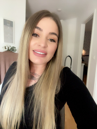 Alyona SQ*IRTING INTIMATE BEHAART, Limburg an der Lahn