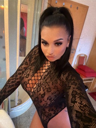 Melek Squ*rting Experten, Leipzig