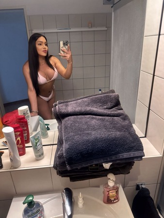 TS Bella, Köln