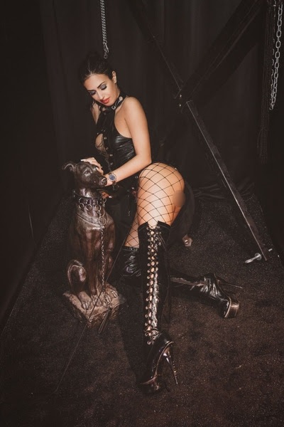 Foto von Clara Squ*rting Königen