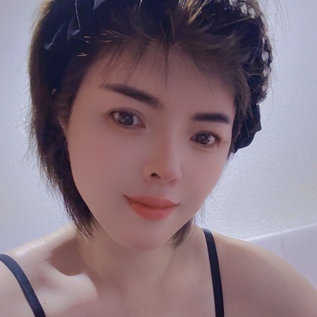 Sindy -Top Top!, Buseck