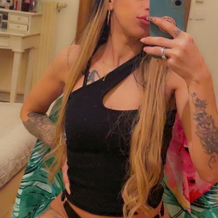 Can Party Frau, Rüsselsheim