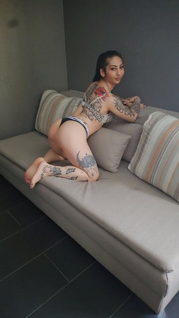 Melany, Trier
