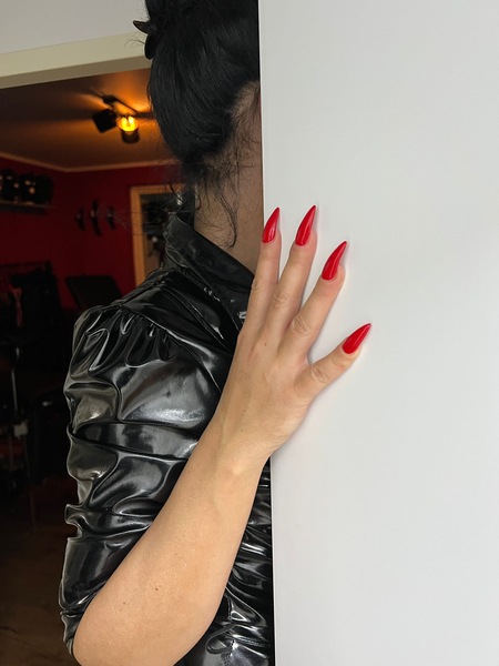 Foto von Domina Sarah