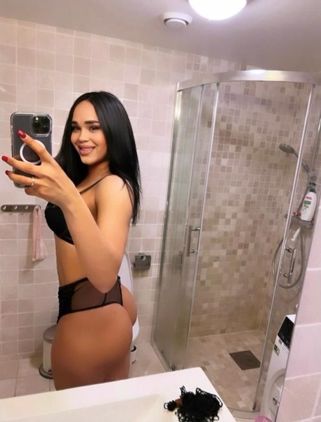 Foto von Ts Barbara Top Party