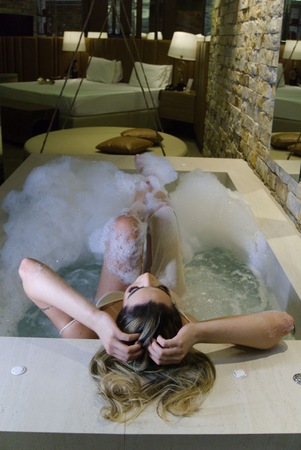 TS Anny Alves, Düsseldorf