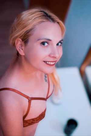 Angie - Ohne AV - GANZ NEU!, Gotha