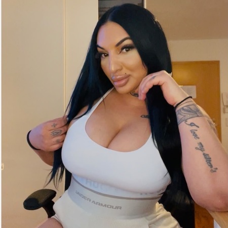 Isabell Hot Latina, Wolfsburg