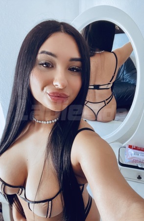 Karina - GANZ NEU - NUR NOCH HEUTE UND MORGEN IN DER STADT, Hannover