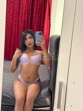TS Luxury Jazmin, Hamburg