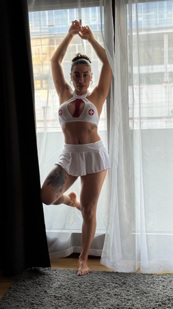 Eva *NEUE NUMMER*, Stuttgart