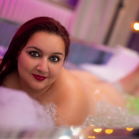 Amandra Av & FR königin