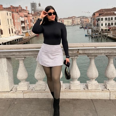 Anny GANZ NEU IN DER STADT!, Essen