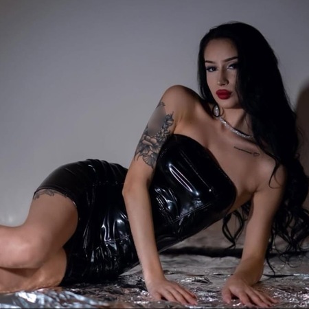 Elena  -GANZ NEU, Gotha