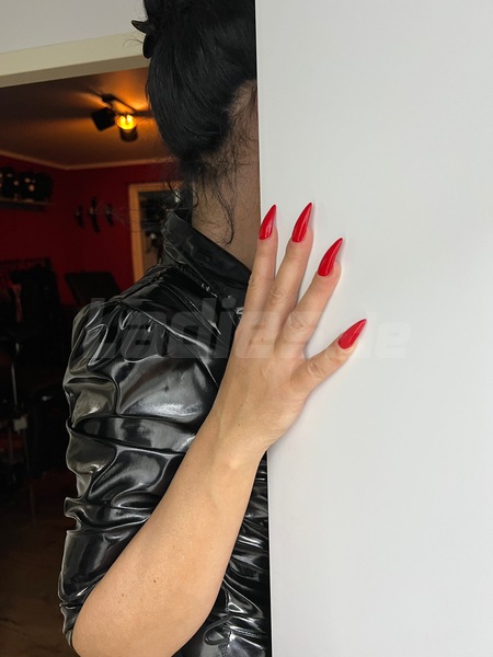 Foto von Domina Sarah