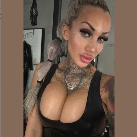 Lady Eva Hardcore, Berlin