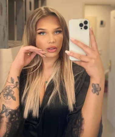 G*rly-Gina Deutsch fakecheck Video (18+), Moers