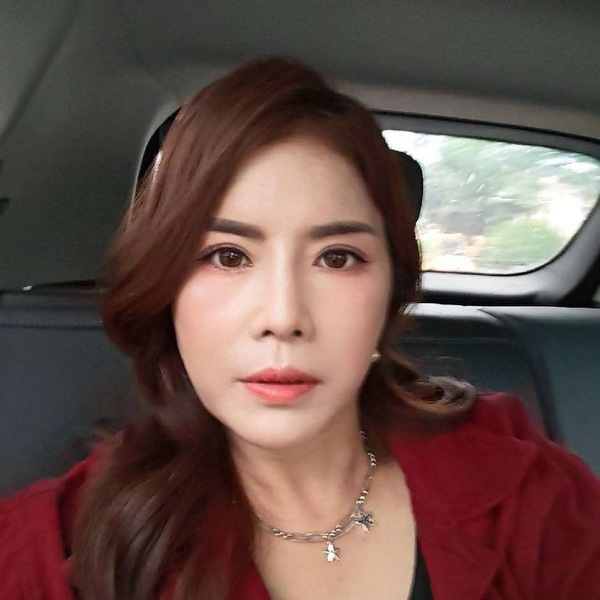 Foto von Jade  Anfrage bitte per WhatsApp