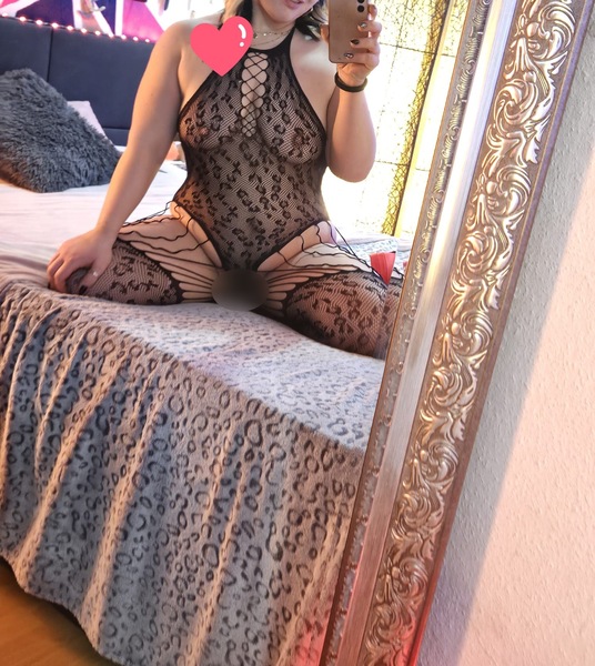 Foto von NEU - Sexy Lina
