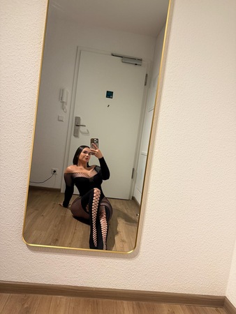 Valentina, Köln