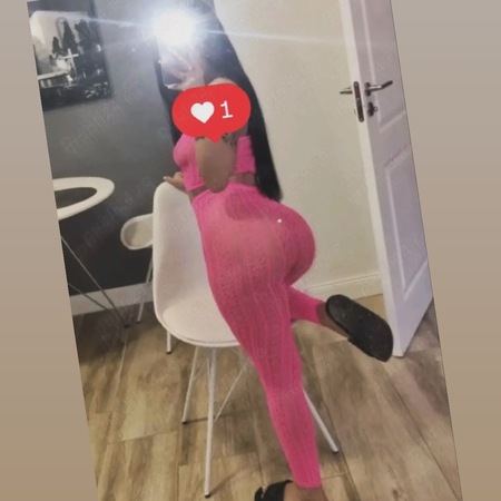 Amira New, Metzingen