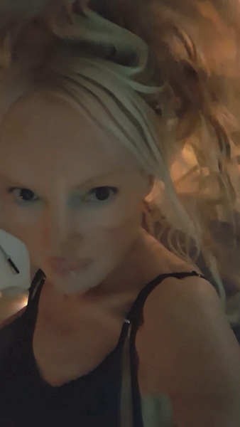 Foto von Lady Svenja Sol