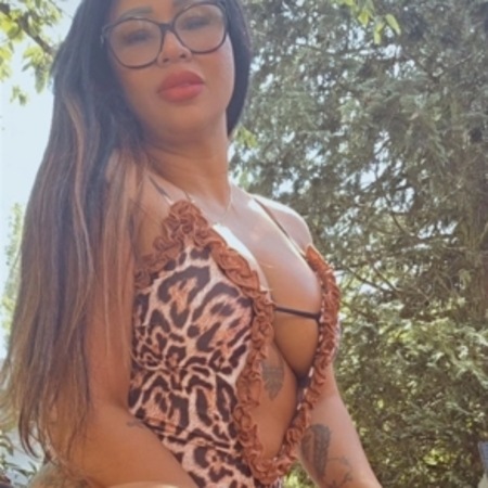 Schanel AV a/p w*llige heiße Milf im Kitties