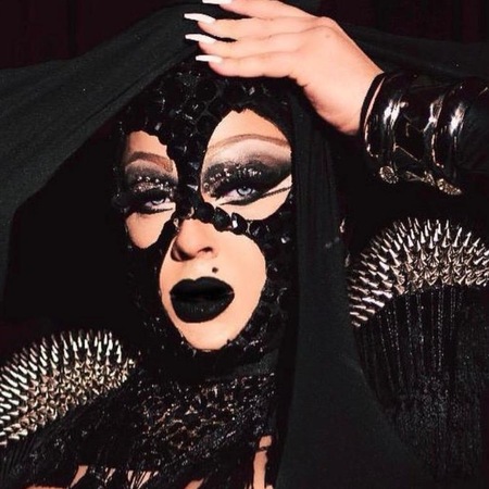 TS Joyce Dominatrix, Hamburg