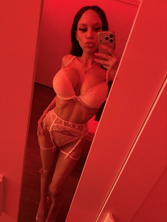 NIKI, Berlin