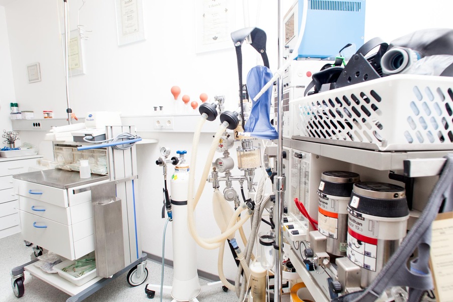 Foto von HERZLICH WILLKOMMEN IN DER VILLA TBZ! Bizarrstudio