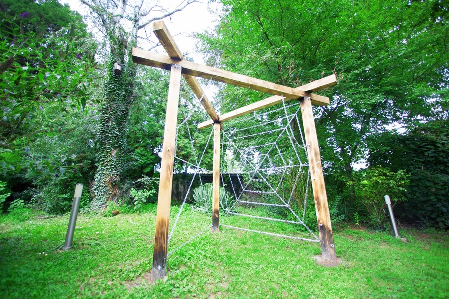 Foto von HERZLICH WILLKOMMEN IN DER VILLA TBZ! Bizarrstudio