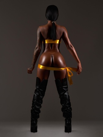 Yara Lopes, AV Queen, Leipzig