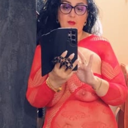 <img src="https://static.ladies-cdn.de/ladies/images/static-cdn/ladies-stars/img/ladies-stars-logo-icon.svg" class="starsContentIcon" />CAROLINA MOLLY - XXL OW, Würzburg