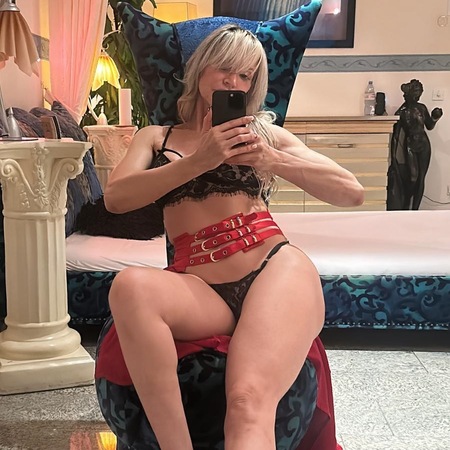 Leticia die geile MILF, Frankfurt am Main